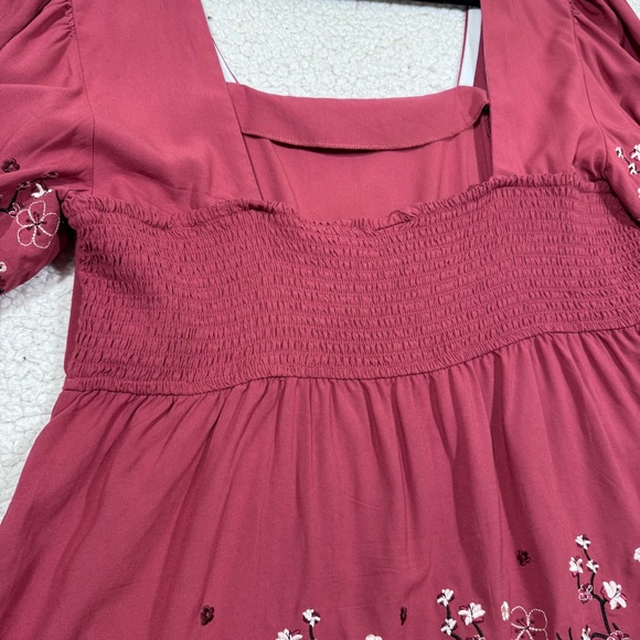 Disney Mulan Floral Women's Smock Blouse Top BoxLunch Exclusive size 2X Burgundy - Picture 4 of 7